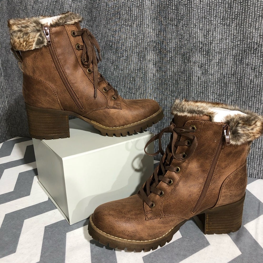 Steve Madden Comfort Fur lined boot